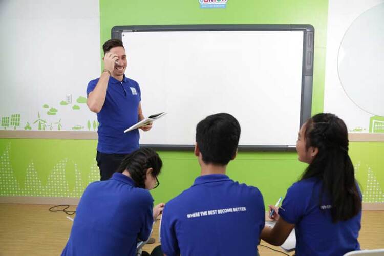 tiếng anh giao tiếp apollo